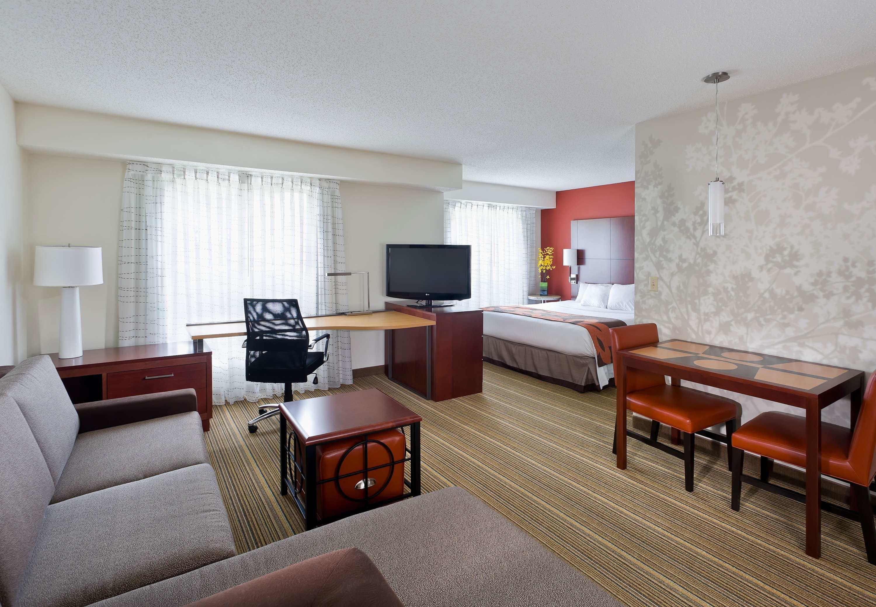 Residence Inn By Marriott Cedar Rapids Exterior photo