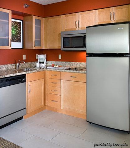 Residence Inn By Marriott Cedar Rapids Room photo