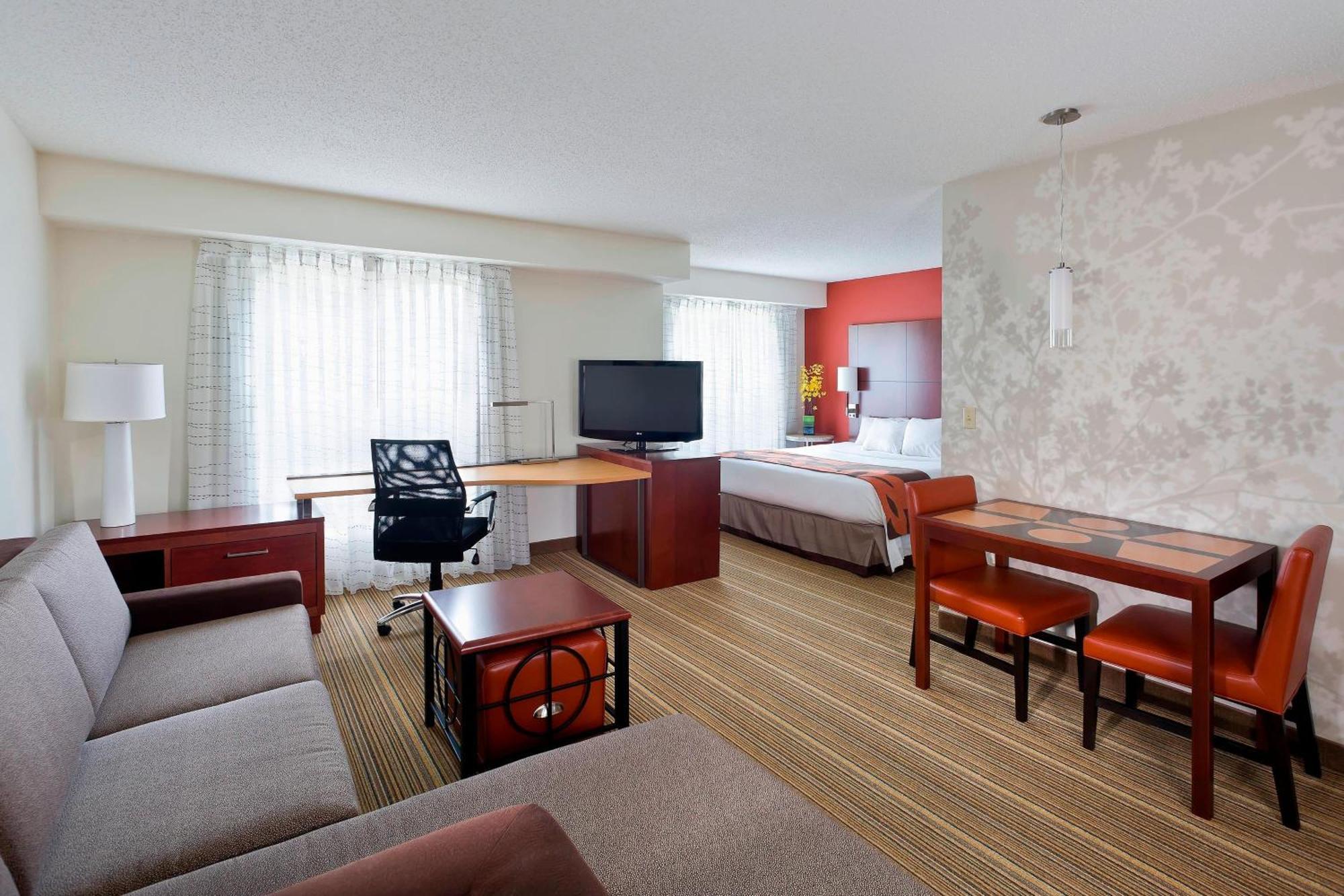 Residence Inn By Marriott Cedar Rapids Exterior photo